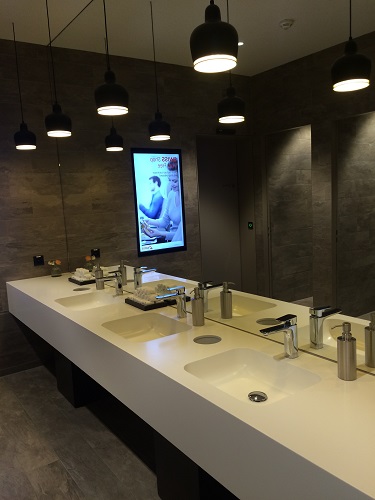 Swiss business lounge bathrooms