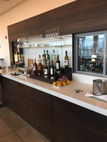 Beverage selection, SWISS Lounge JFK