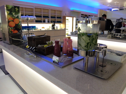 Fresh juices available in the Finnair lounge.