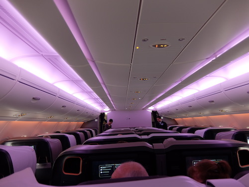 No overhead storage bins in the centre of the plane created a great sense of height and space.