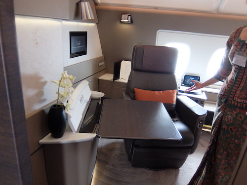 Singapore Airlines SuitesDining Table.