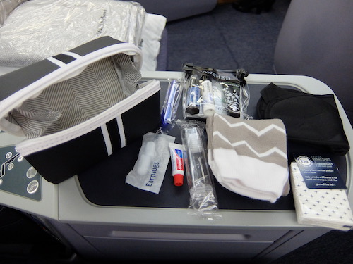 United Polaris Amenity Kit