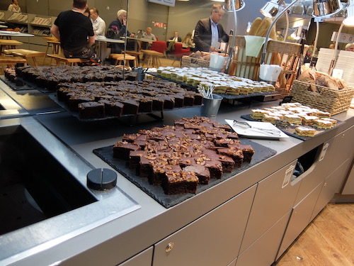 Freshly baked cakes, served after lunch in the Austrian Airlines lounge.