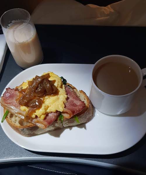 Scrambled Eggs with Bacon, Spinach & Caramelised onion