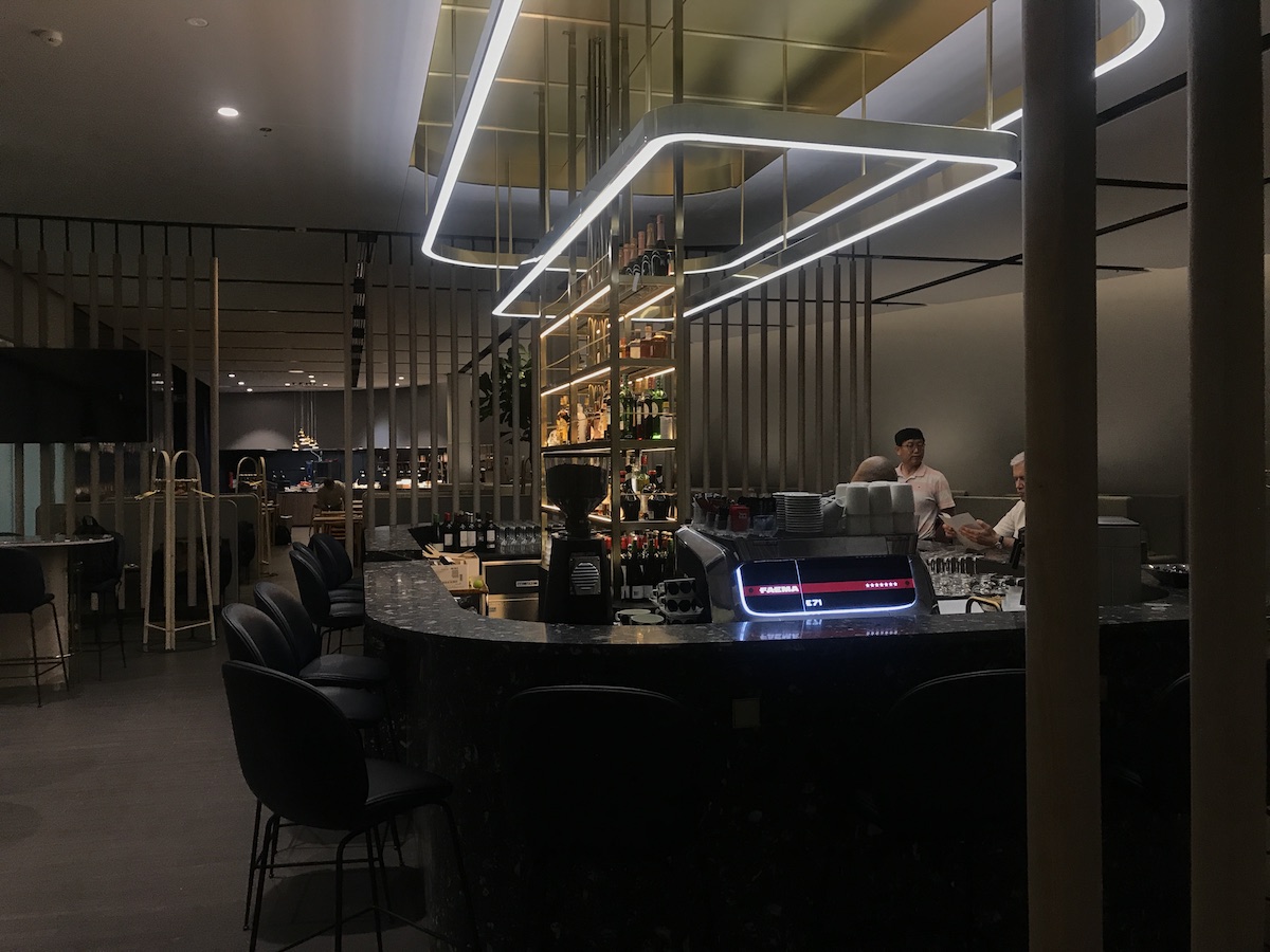 Finnair Platinum Lounge