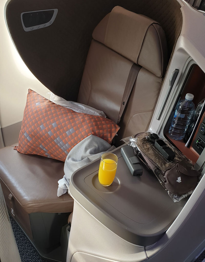 Singapore Airlines Business Class Seat and Welcome Drink