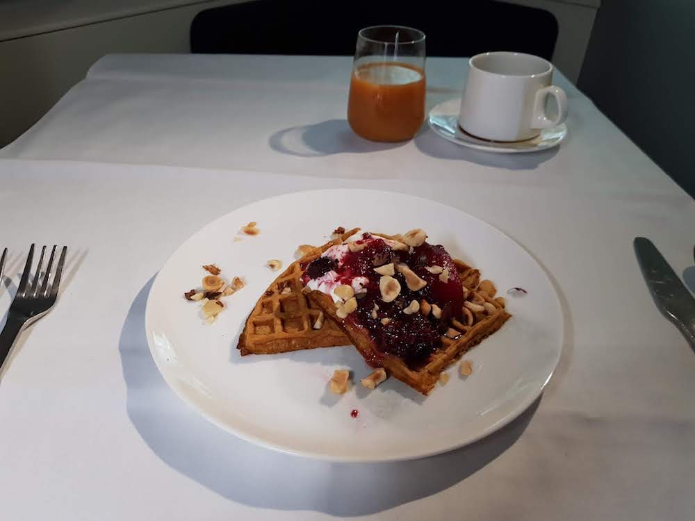 Qantas First Class Breakfast - Waffles
