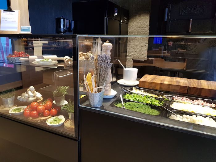 On-site Chef in the SWISS Alpine Lounge