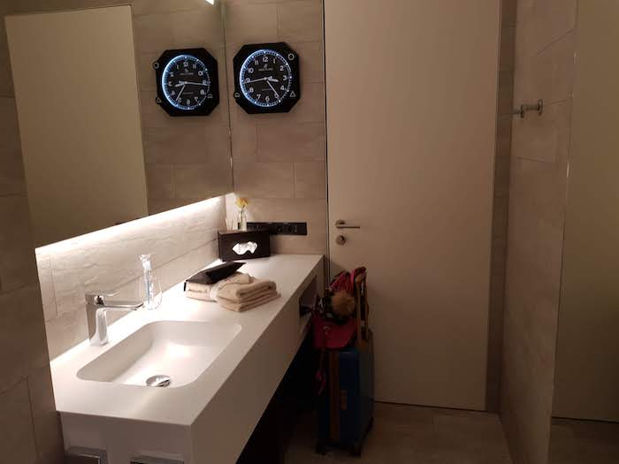 SWISS First Class Lounge Shower Suite