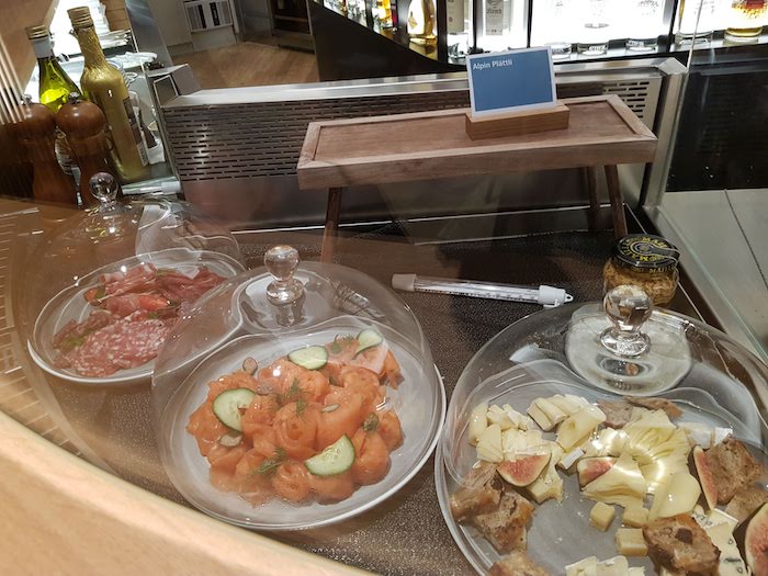 SWISS First Class Lounge Bar Buffet