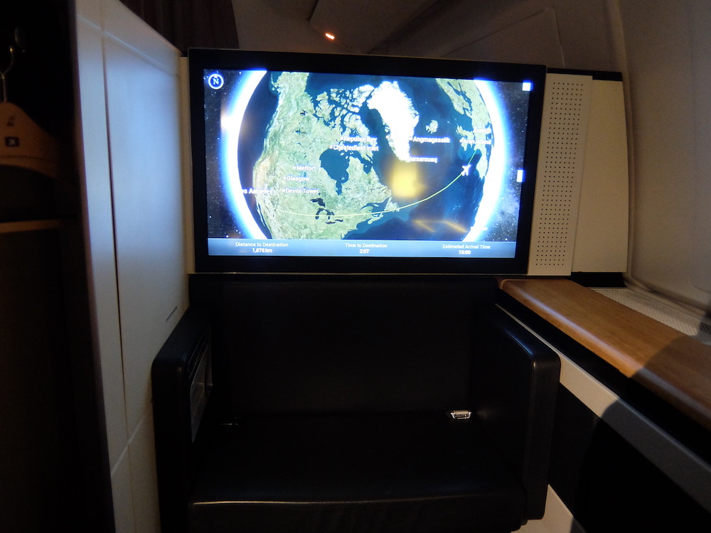 SWISS First Class Entertainment Screen