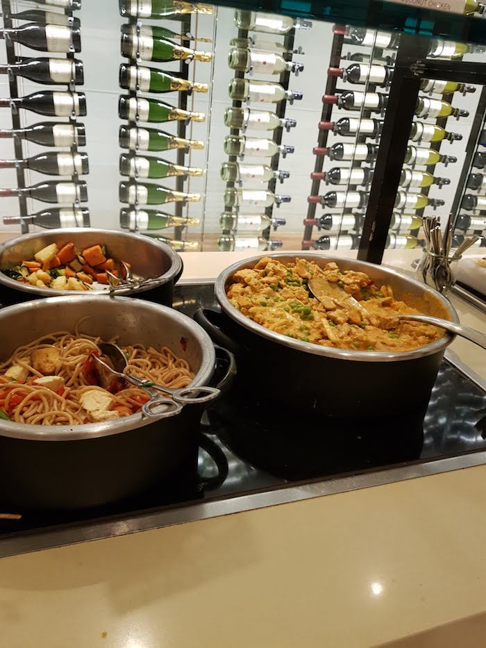 Star Alliance LA Business Class Lounge Buffet