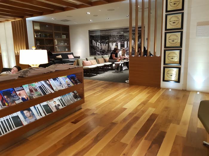 Star Alliance Business Class Lounge - LA