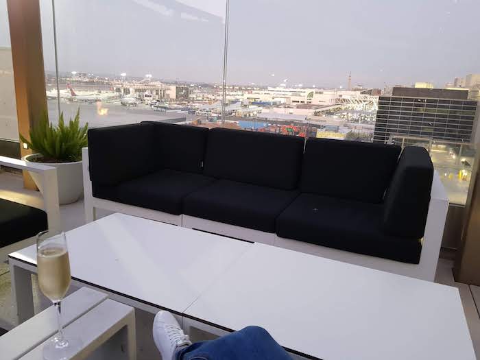 Star Alliance Lounge LA Outdoor Terrace