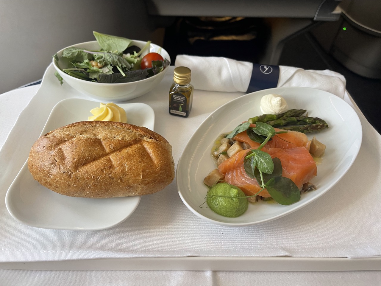 Lufthansa_business_class_airbus_entree