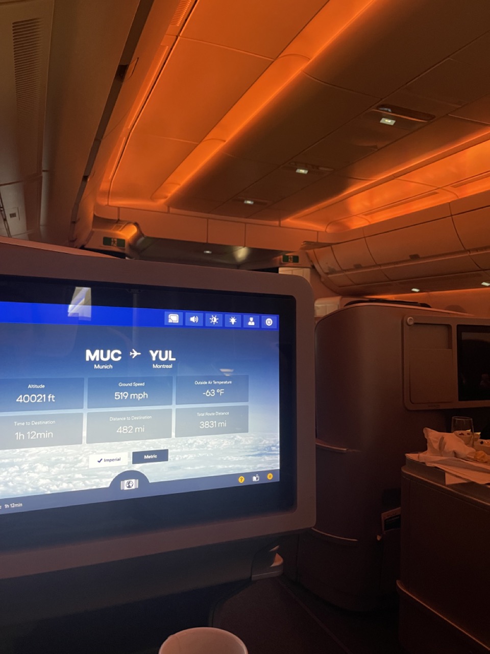 Lufthansa_business_class_airbus_cabin