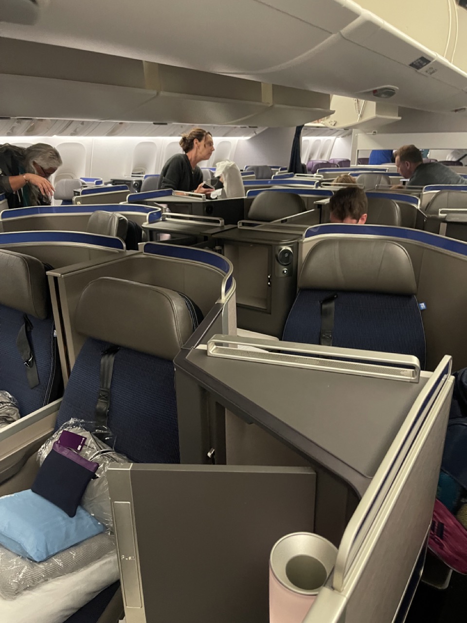 San_francisco_internation_cabin