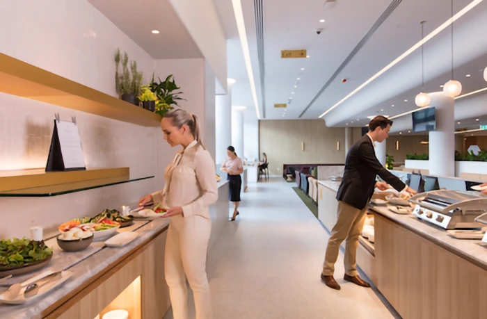 Qantas-Perth-International-Transit-Lounge-Premium-buffet